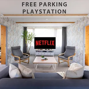 Plzenska 465 Free Parking & Ps3 Prága